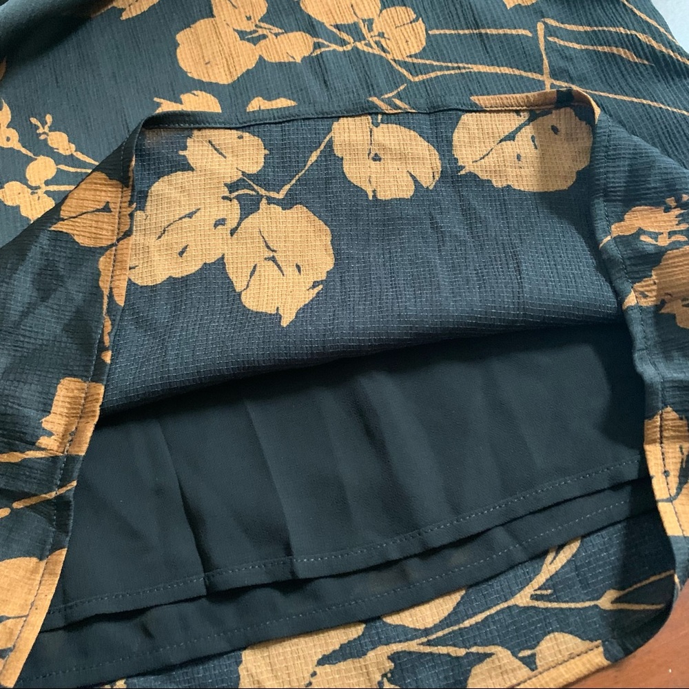 NWT Banana Republic floral jumpsuit, size 8 - Picture 9 of 9